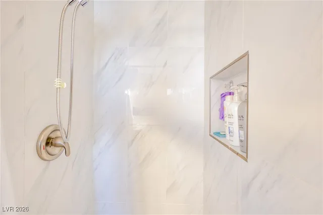 $305,000 | 3095 South Quantana Way, Laughlin, NV 89029