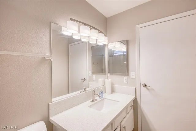 $305,000 | 3095 South Quantana Way, Laughlin, NV 89029