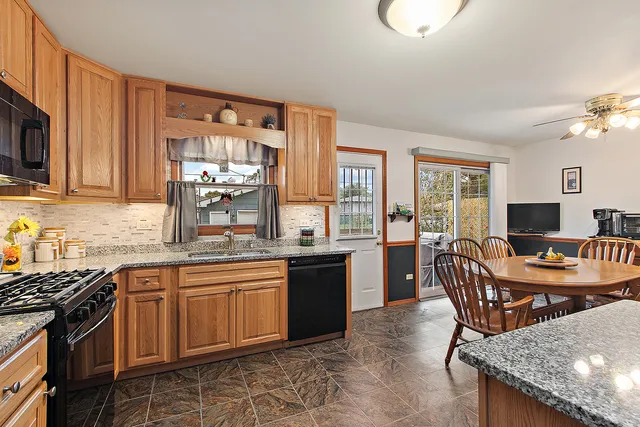 $309,000 | 2924 192nd Place, Lansing, IL 60438