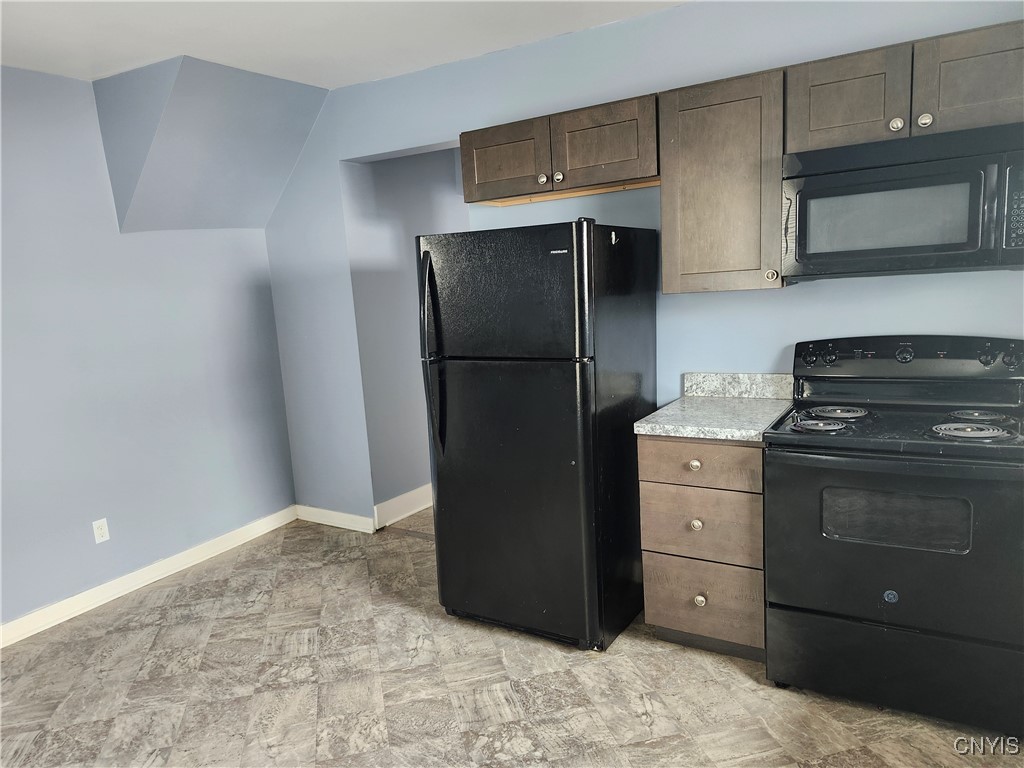 Undisclosed Address Syracuse, NY 13203 - Photo 7 of 31