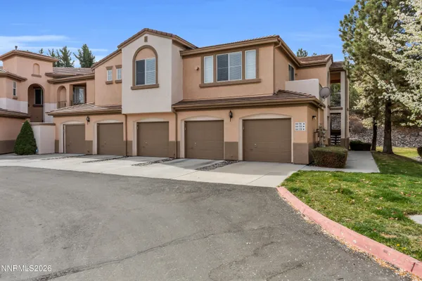 $399,900 | 6100 Ingleston Drive, Unit 725, Sparks, NV 89436