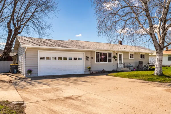 $345,000 | 1367 County 25, La Crescent, MN 55947
