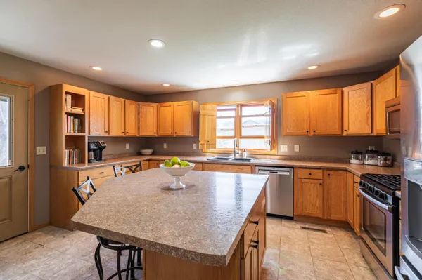 $345,000 | 1367 County 25, La Crescent, MN 55947