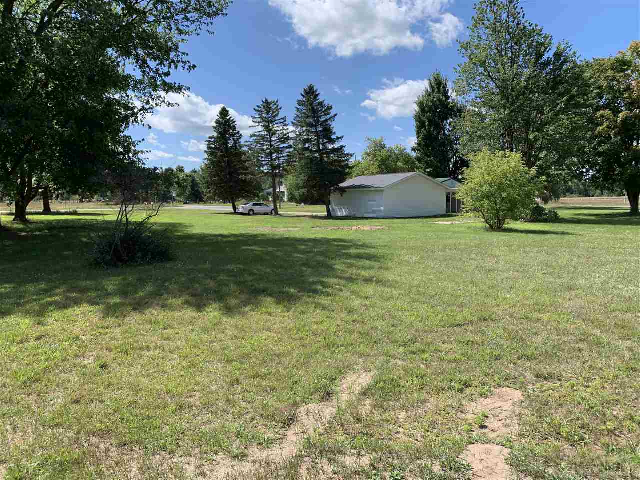 11494 West Washington Road Sumner, MI 48889 - Photo 13 of 21 1866736-12.JPG
