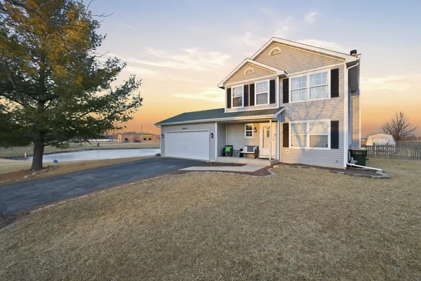 $299,999 | 26164 Tallgrass Trail, Channahon, IL 60410