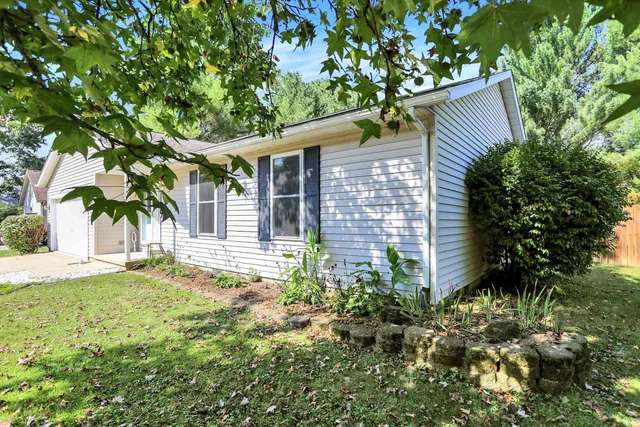 $335,000 | 857 Meadowlands Drive, Ellettsville, IN 47429