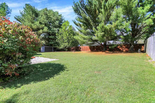 $335,000 | 857 Meadowlands Drive, Ellettsville, IN 47429