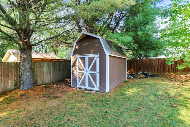 $335,000 | 857 Meadowlands Drive, Ellettsville, IN 47429