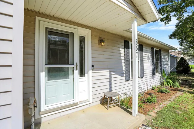 $335,000 | 857 Meadowlands Drive, Ellettsville, IN 47429