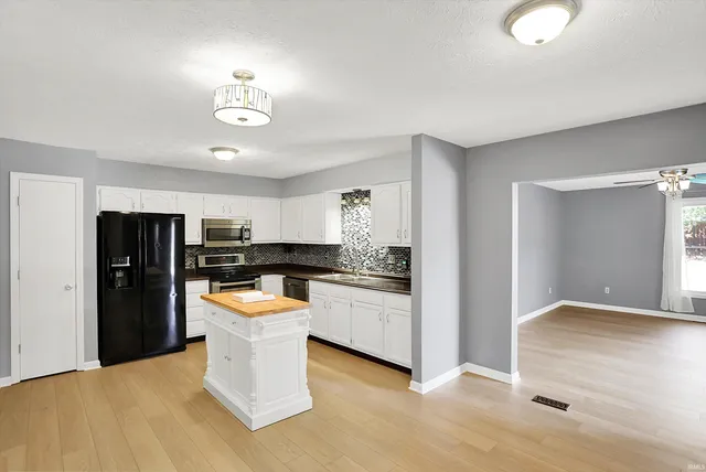 $335,000 | 857 Meadowlands Drive, Ellettsville, IN 47429