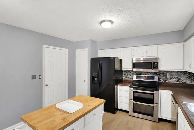 $335,000 | 857 Meadowlands Drive, Ellettsville, IN 47429