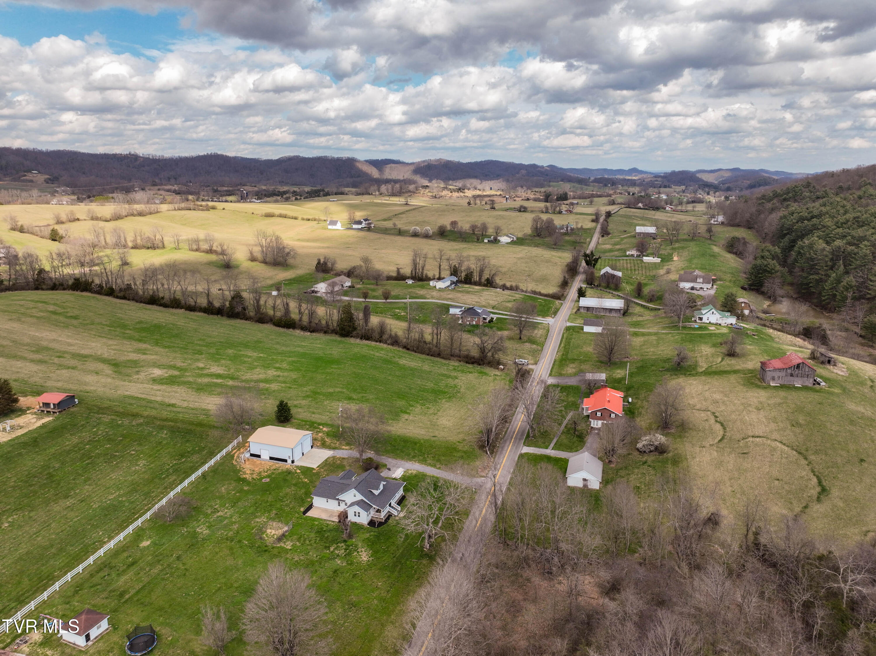 19265 Cleveland Road Abingdon, VA 24211 - Photo 33 of 34 19265 Cleveland Rd Drone MARGO-11