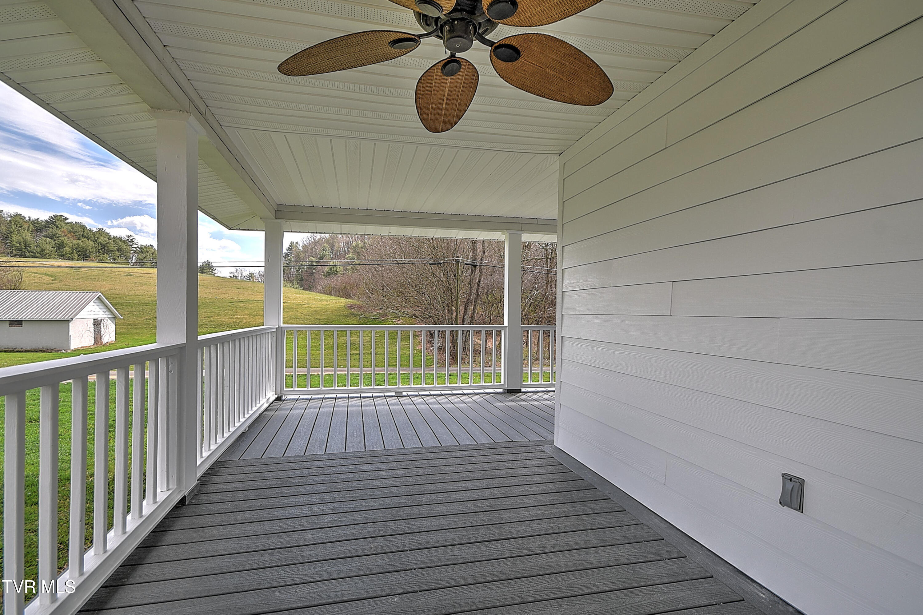 19265 Cleveland Road Abingdon, VA 24211 - Photo 4 of 34 29365 Cleveland MS-6