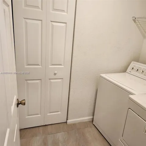 a view of utility room