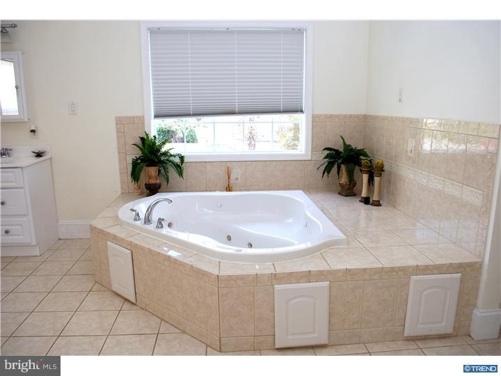 2005 Veale Road Wilmington, DE 19810 - Photo 17 of 25 Gallery Image 17