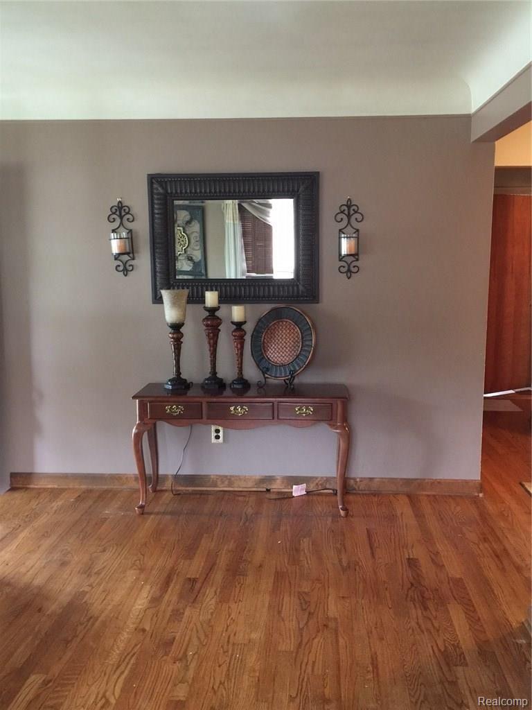 2983 Grange Road Trenton, MI 48183 - Photo 27 of 34 IMG_2573.JPG
