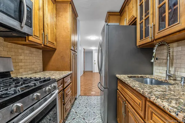 $469,999 | 1019 Van Siclen Avenue, Unit 4D | East New York