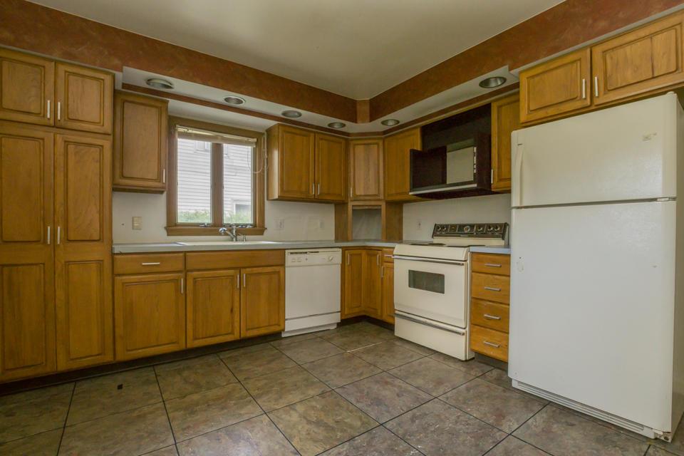 253 South Ashburton Road Columbus, OH 43213 - Photo 15 of 36