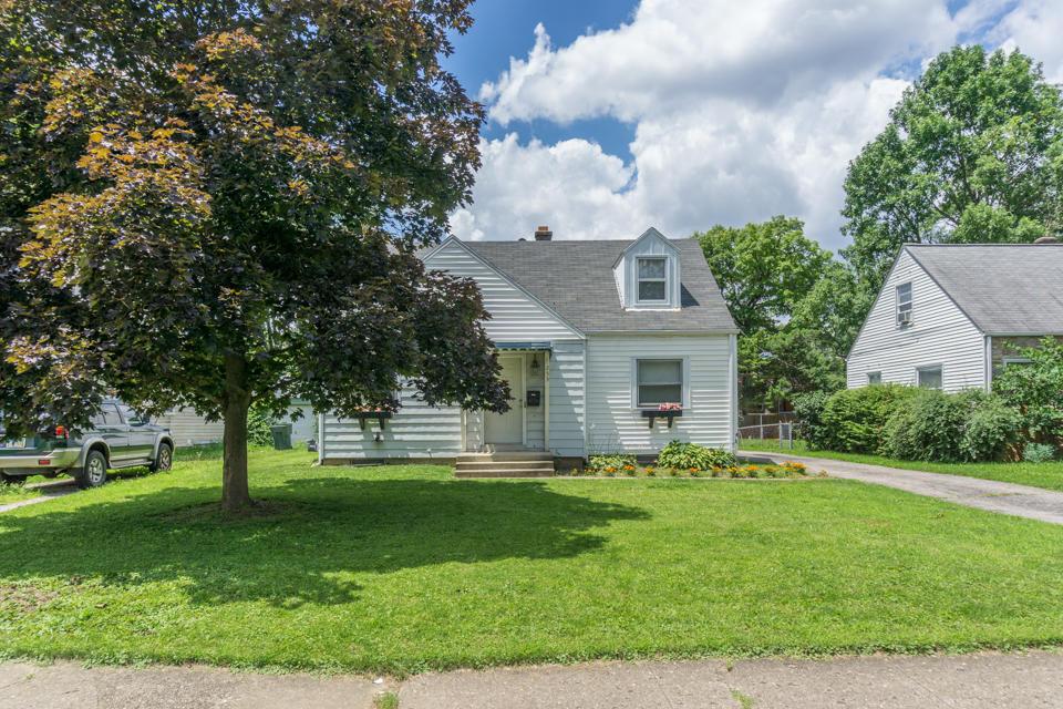 253 South Ashburton Road Columbus, OH 43213 - Photo 5 of 36