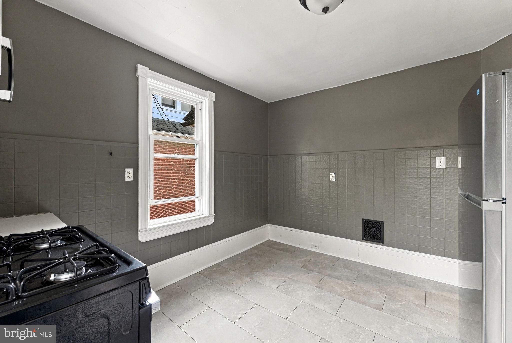 313 South Fairview Street Riverside, NJ 08075 - Photo 14 of 28 Gallery Image 14