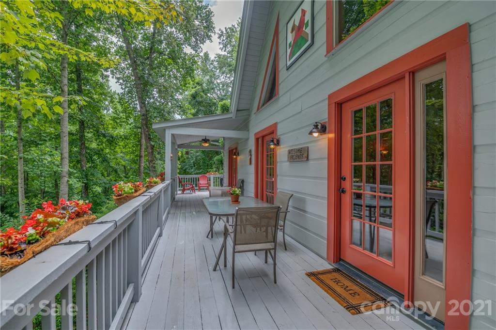 242 Reedy Ridge Road Hendersonville, NC 28792 - Photo 1 of 48 Gallery Image 1