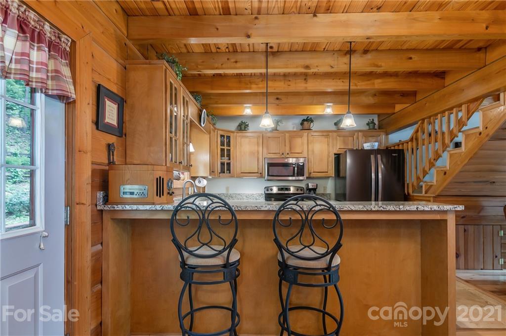 242 Reedy Ridge Road Hendersonville, NC 28792 - Photo 21 of 48 Gallery Image 21
