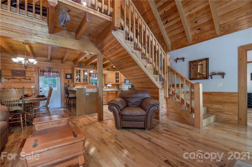 242 Reedy Ridge Road Hendersonville, NC 28792 - Photo 25 of 48 Gallery Image 25