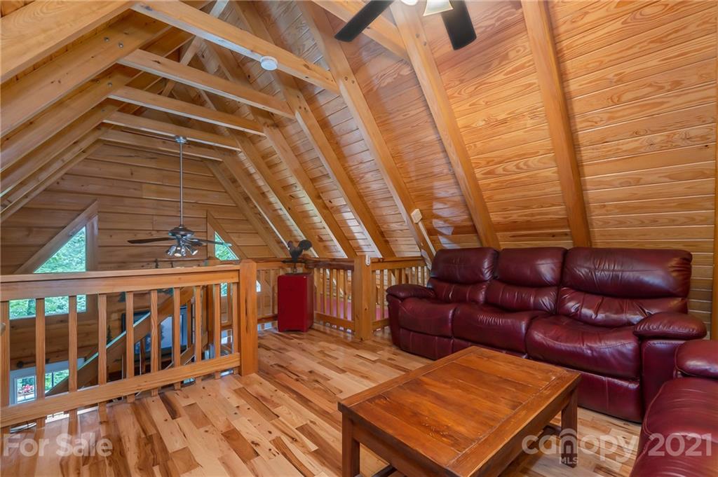 242 Reedy Ridge Road Hendersonville, NC 28792 - Photo 36 of 48 Gallery Image 36