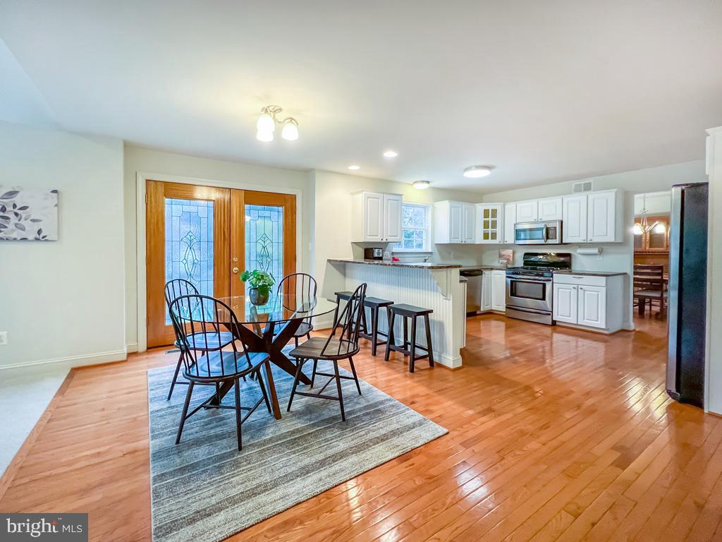 105 Upper Silver Lake Road Newtown, PA 18940 - Photo 13 of 47 Kitchen
