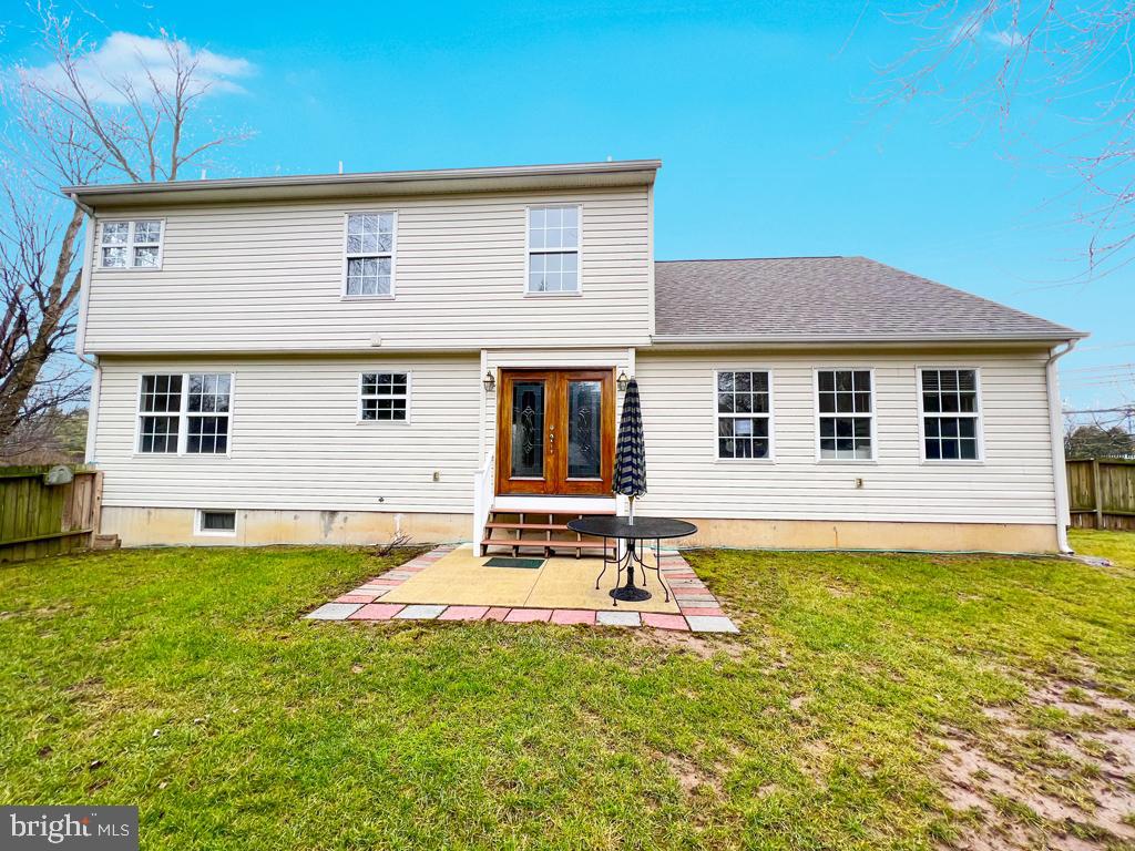 105 Upper Silver Lake Road Newtown, PA 18940 - Photo 44 of 47 Rear View