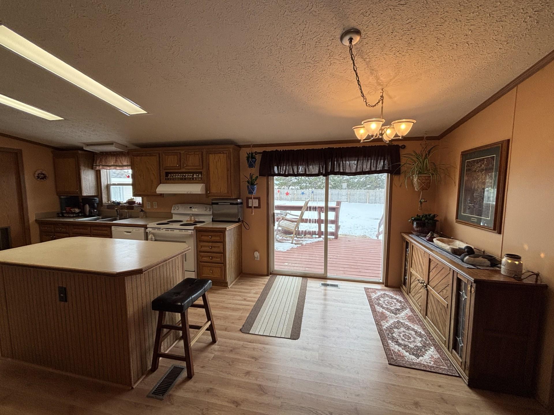 128 Lynn Road Ottertail, MN 56571 - Photo 4 of 22