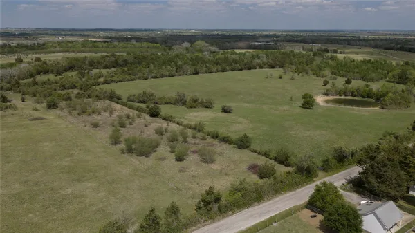$499,200 | 1 Dairy Farm Road, Chappell Hill, TX 77426