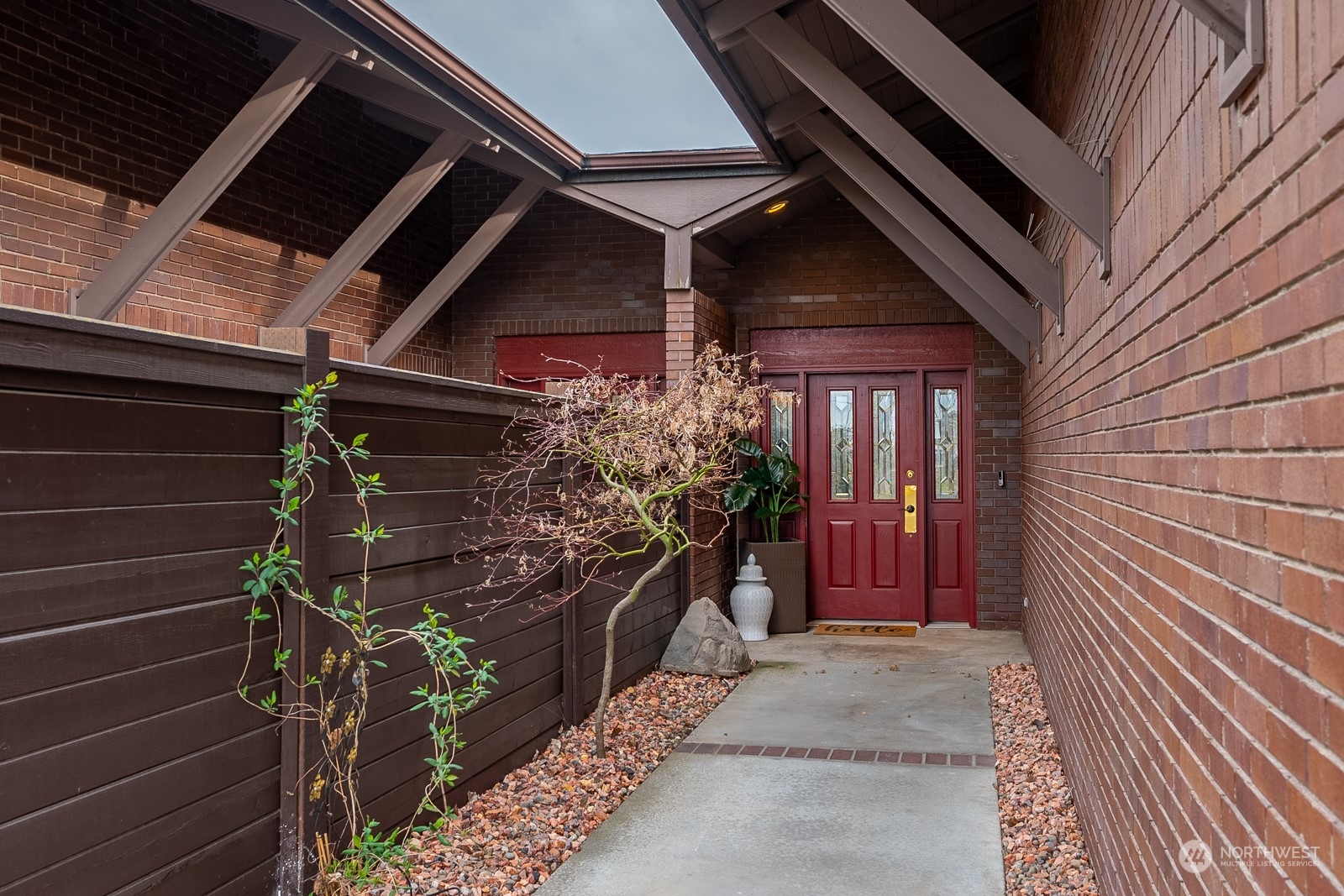 1279 Rd F .2 Northeast Moses Lake, WA 98837 - Photo 1 of 32 Gallery Image 1