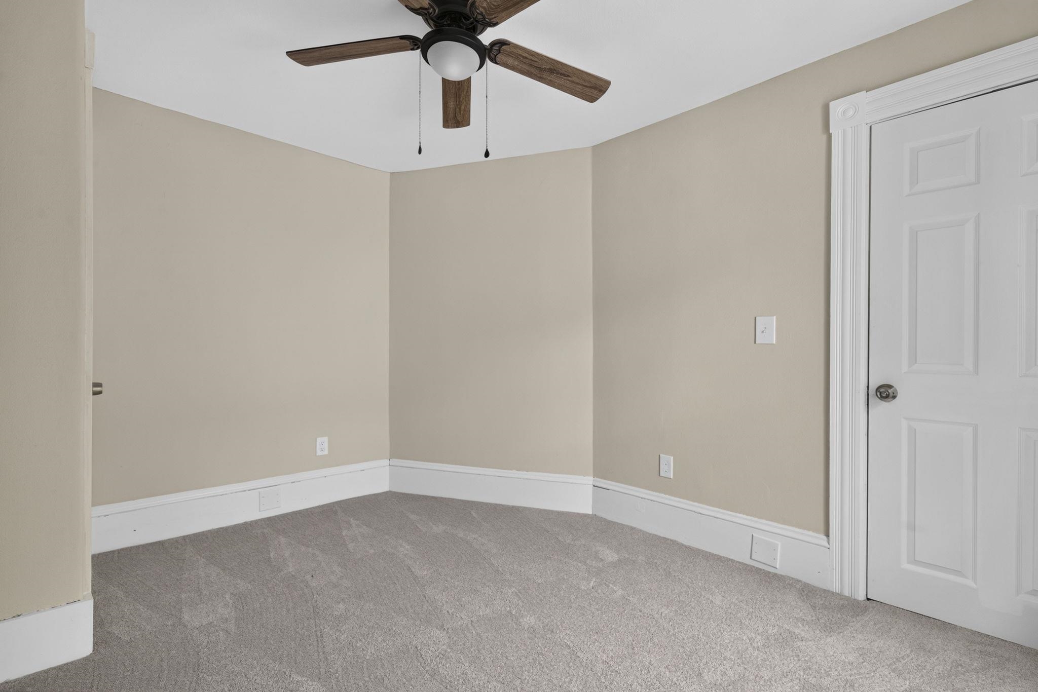 383 Wilson Street Manchester, NH 03103 - Photo 21 of 37