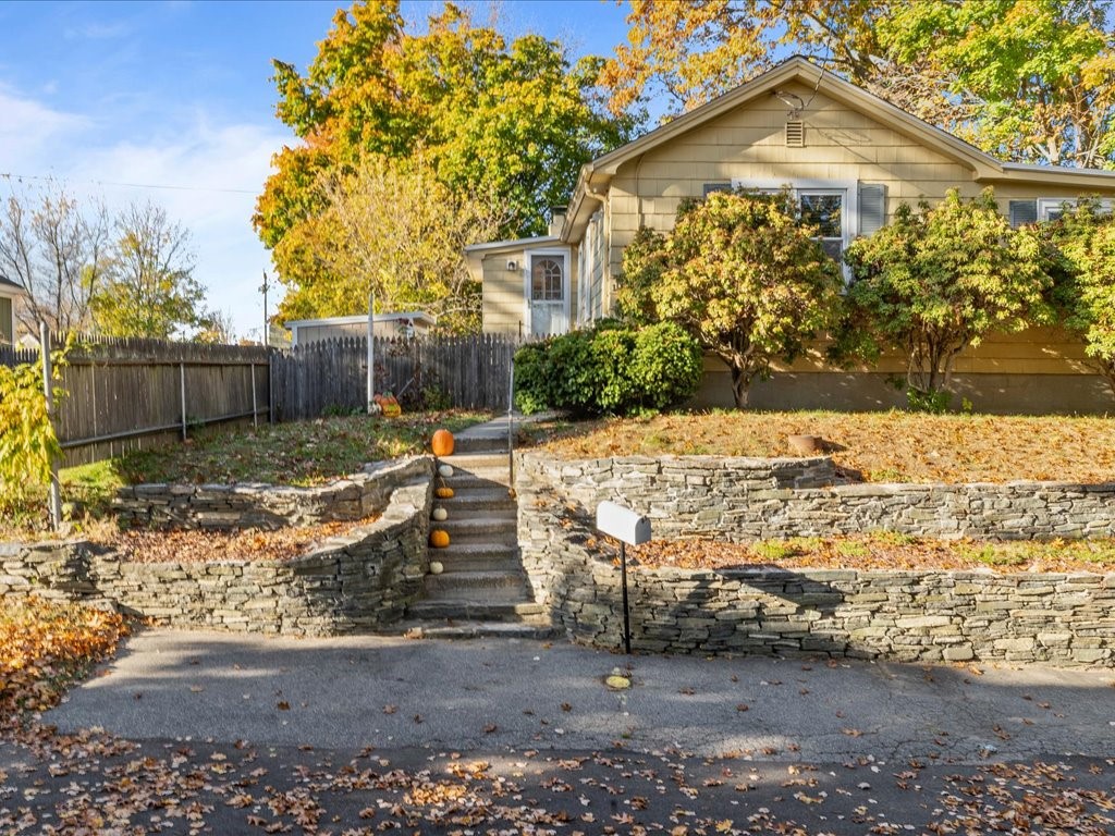 105 Naushon Avenue Warwick, RI 02888 - Photo 1 of 15