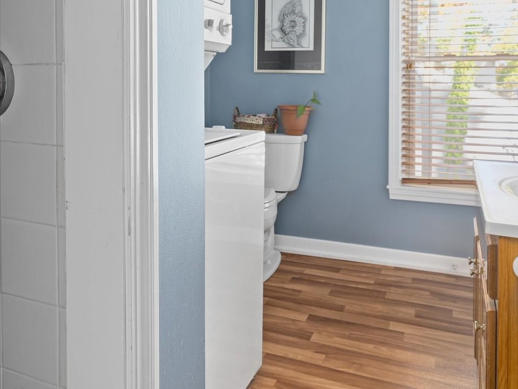 105 Naushon Avenue Warwick, RI 02888 - Photo 12 of 15