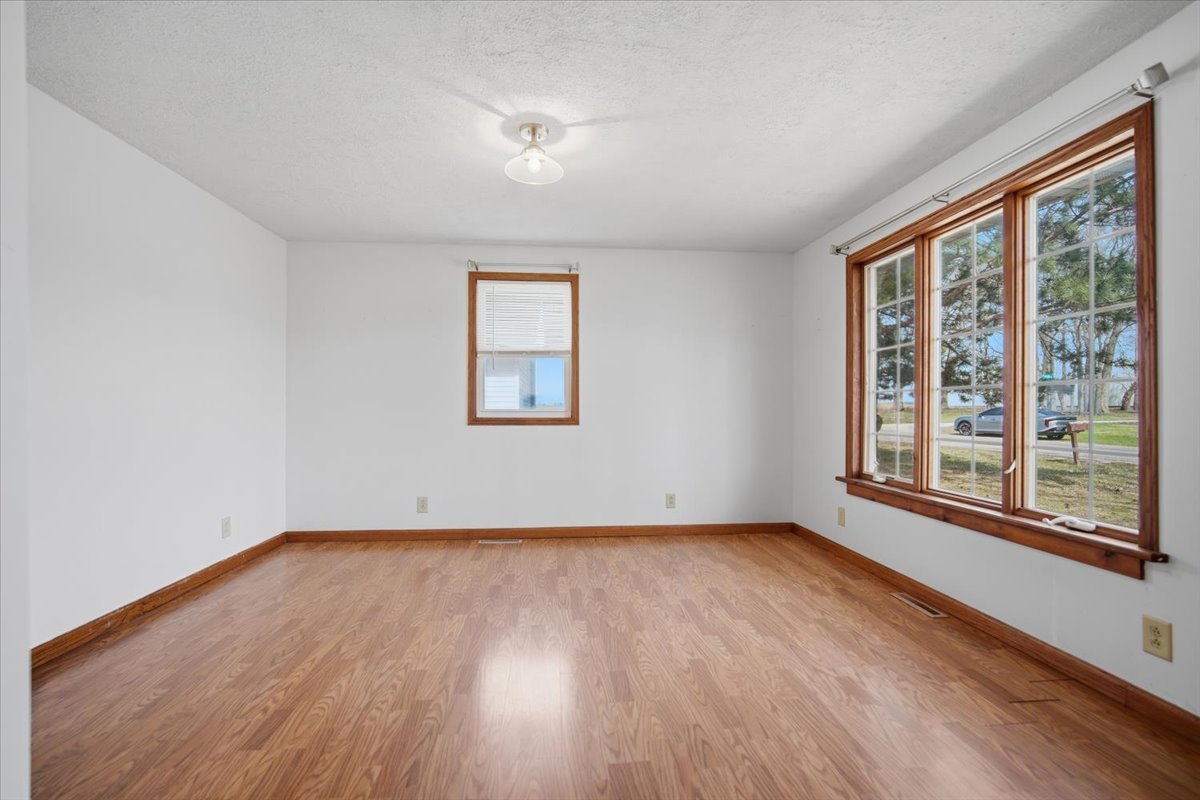 107 Verry Street Armington, IL 61721 - Photo 11 of 27