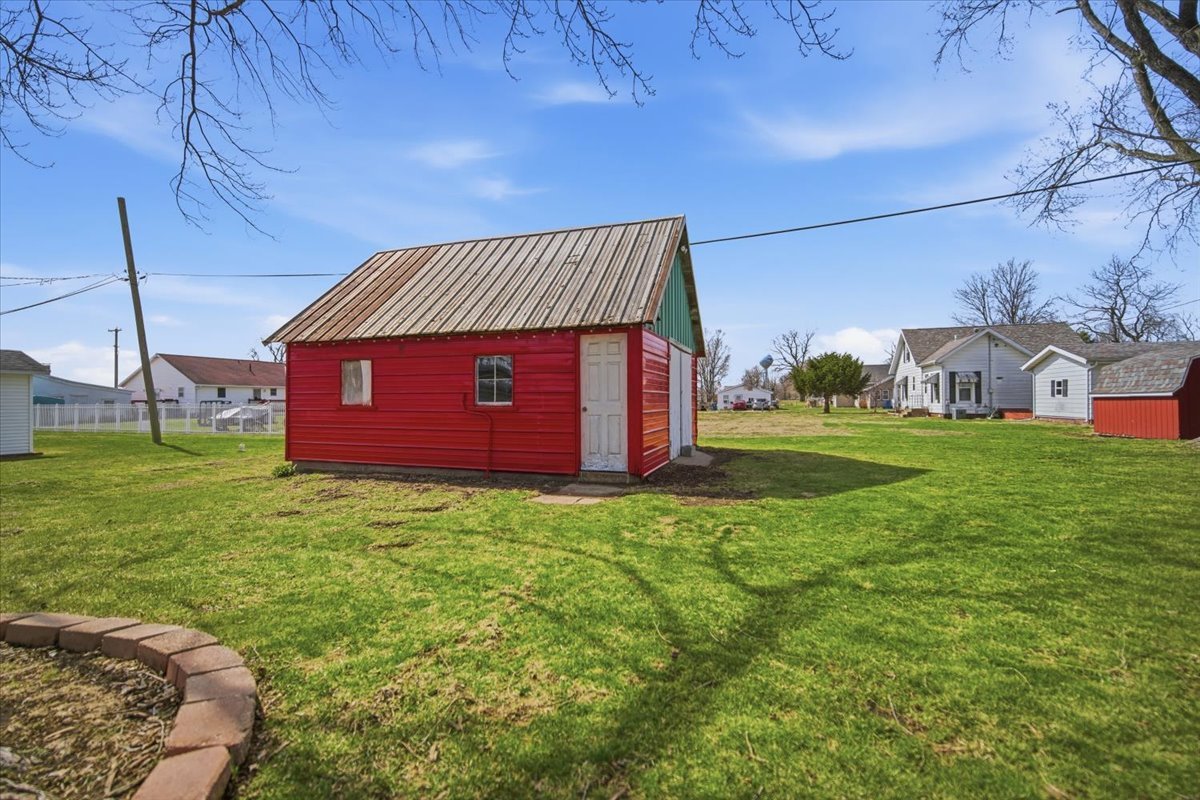 107 Verry Street Armington, IL 61721 - Photo 26 of 27