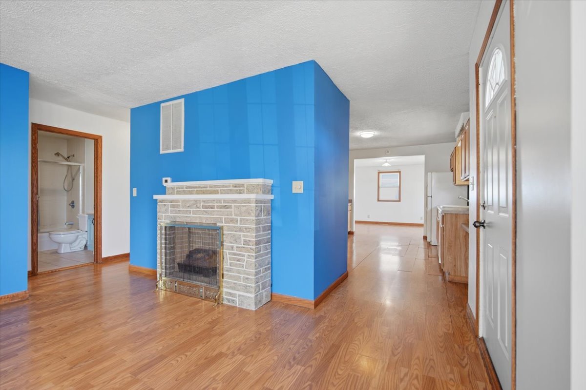 107 Verry Street Armington, IL 61721 - Photo 9 of 27