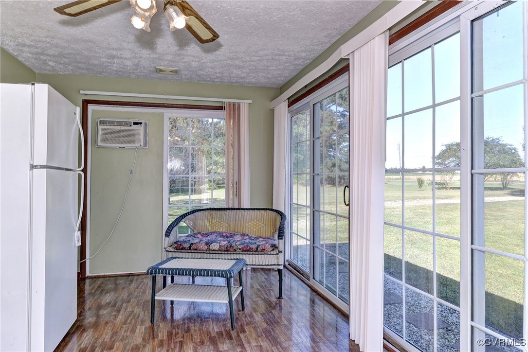 3203 Hopewell Road New Kent, VA 23124 - Photo 8 of 44 Gallery Image 8
