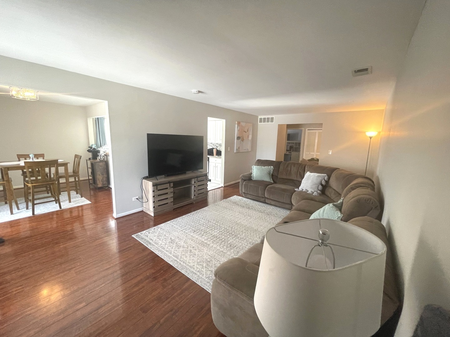 1535 South County Farm Road, Unit 23 Wheaton, IL 60189 - Photo 4 of 28