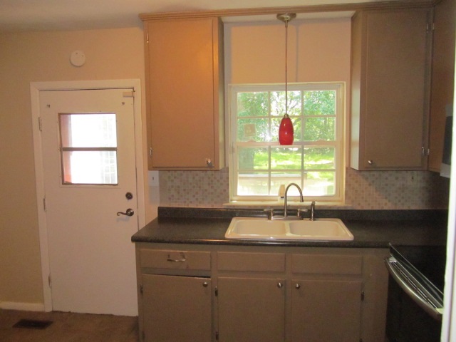 1915 Trimble Road Tallahassee, FL 32303 - Photo 8 of 25 Gallery Image 8