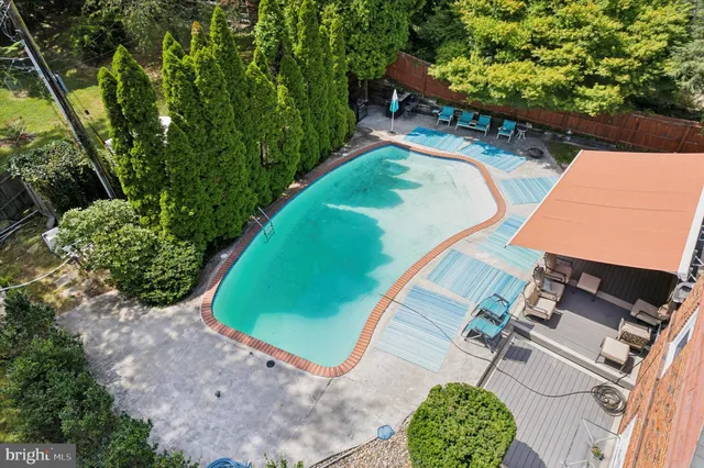 $675,000 | 990 Indian Creek Road, Jenkintown, PA 19046