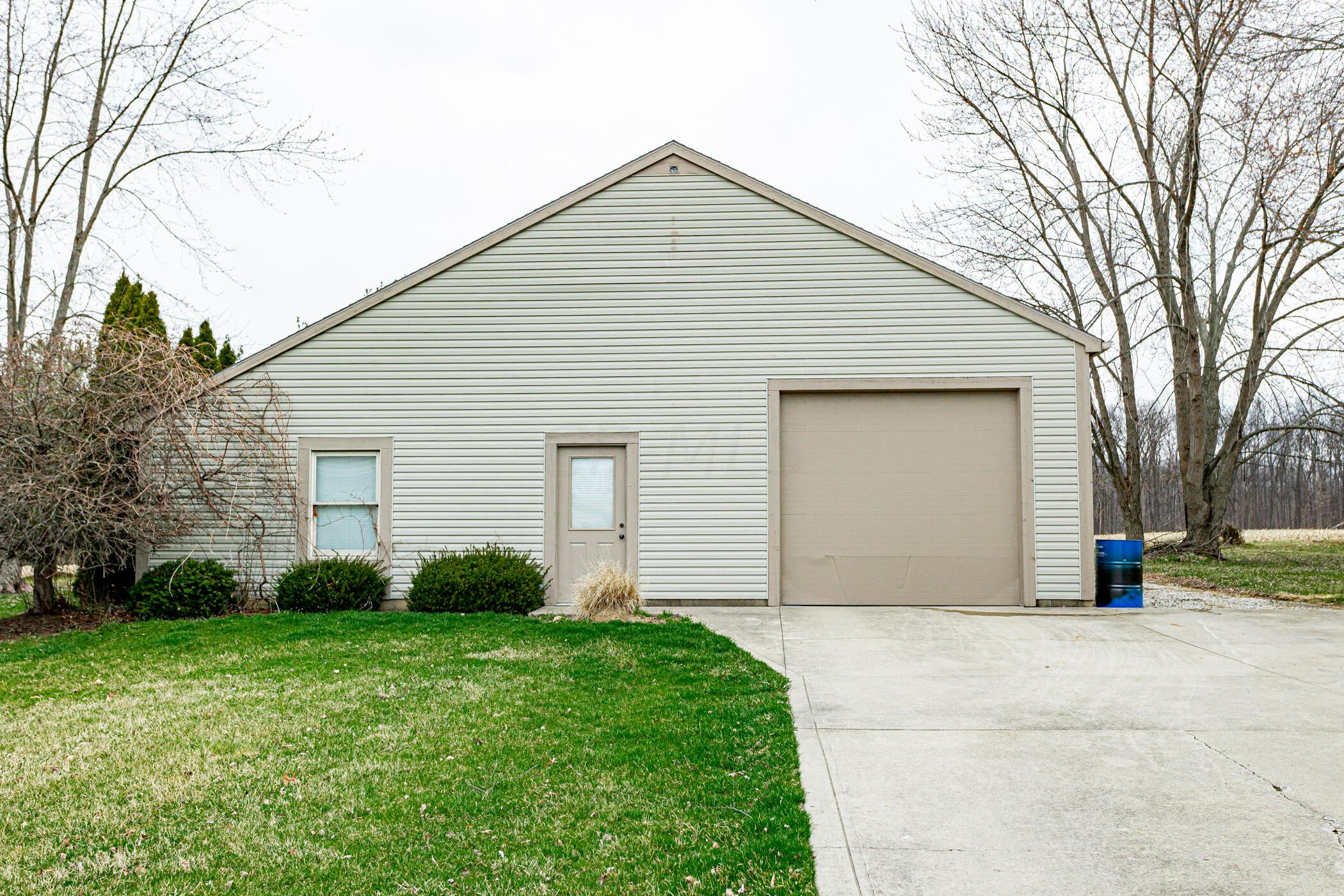 8091 Dustin Road Galena, OH 43021 - Photo 26 of 72 8091 Dustin Road, Galena, OH 43021_035