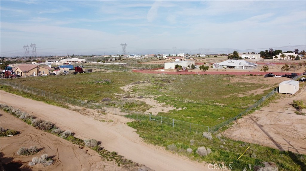 6589 Fremontia Road Oak Hills, CA 92344 - Photo 4 of 4