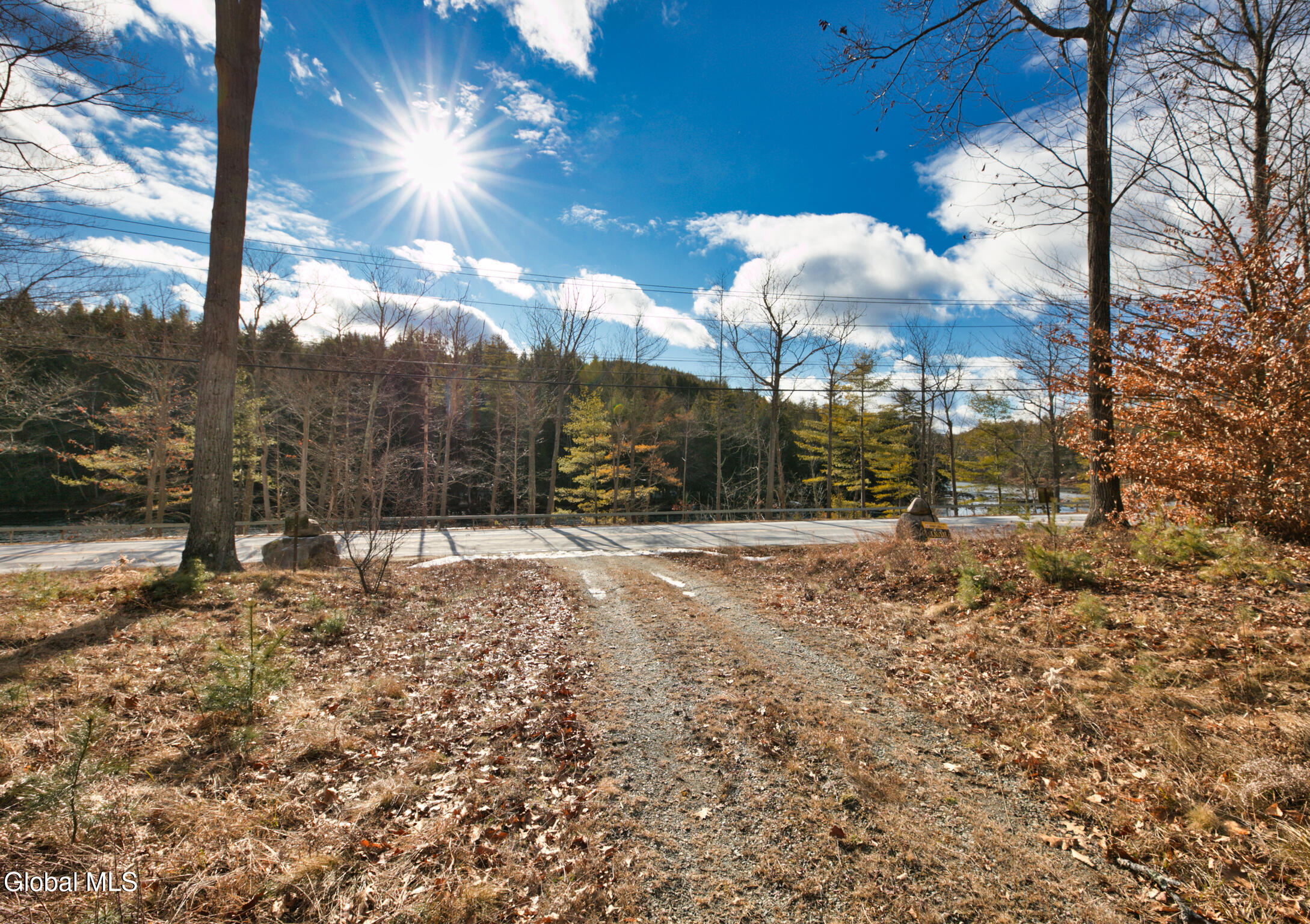 3981 North Shore Road, Unit 2A Hadley, NY 12835 - Photo 6 of 25 2P7A1940