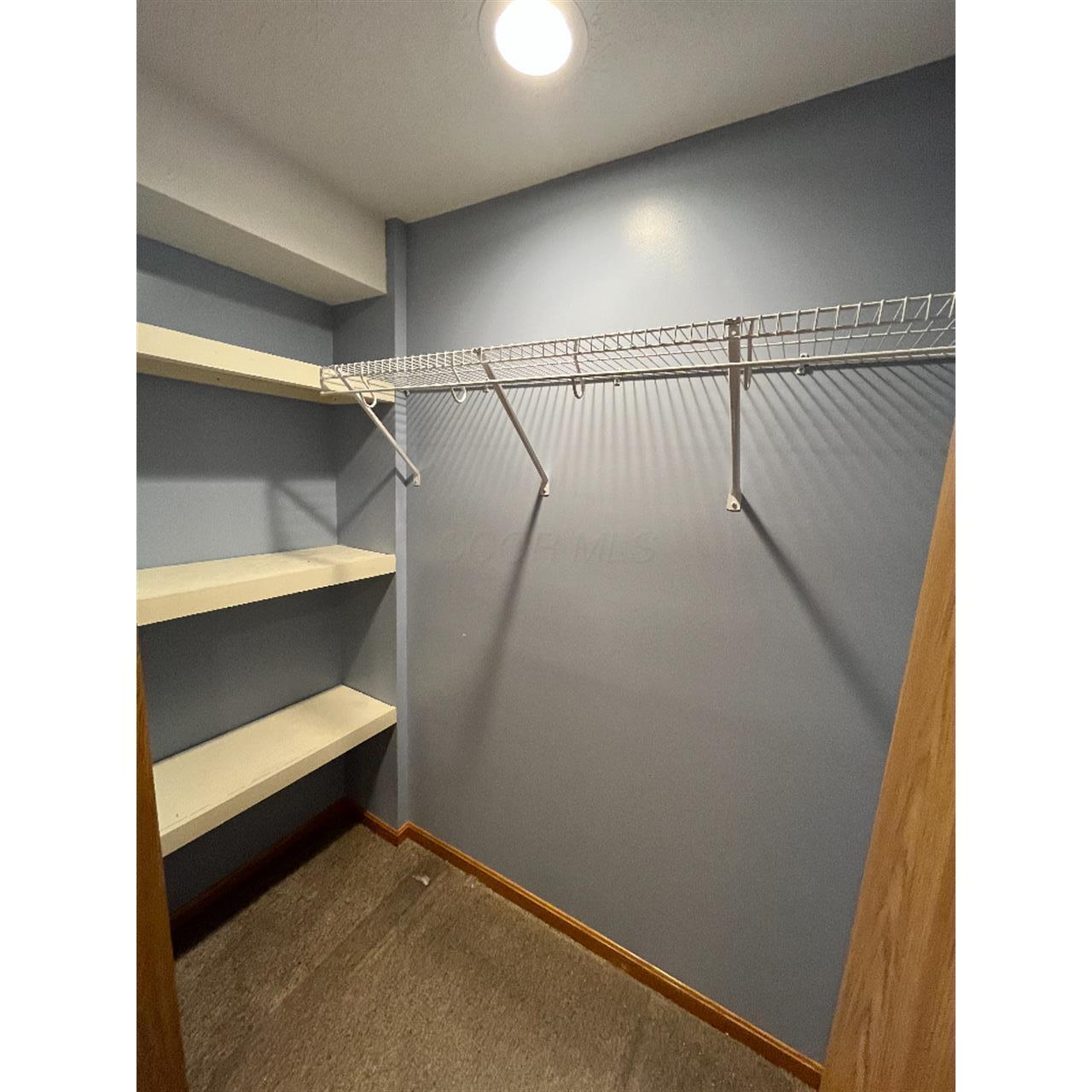 1372 Tera Alta Road Columbus, OH 43207 - Photo 25 of 40 24