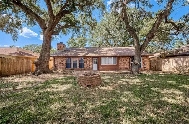 $2,050 | 22319 Deville Drive, Katy, TX 77450