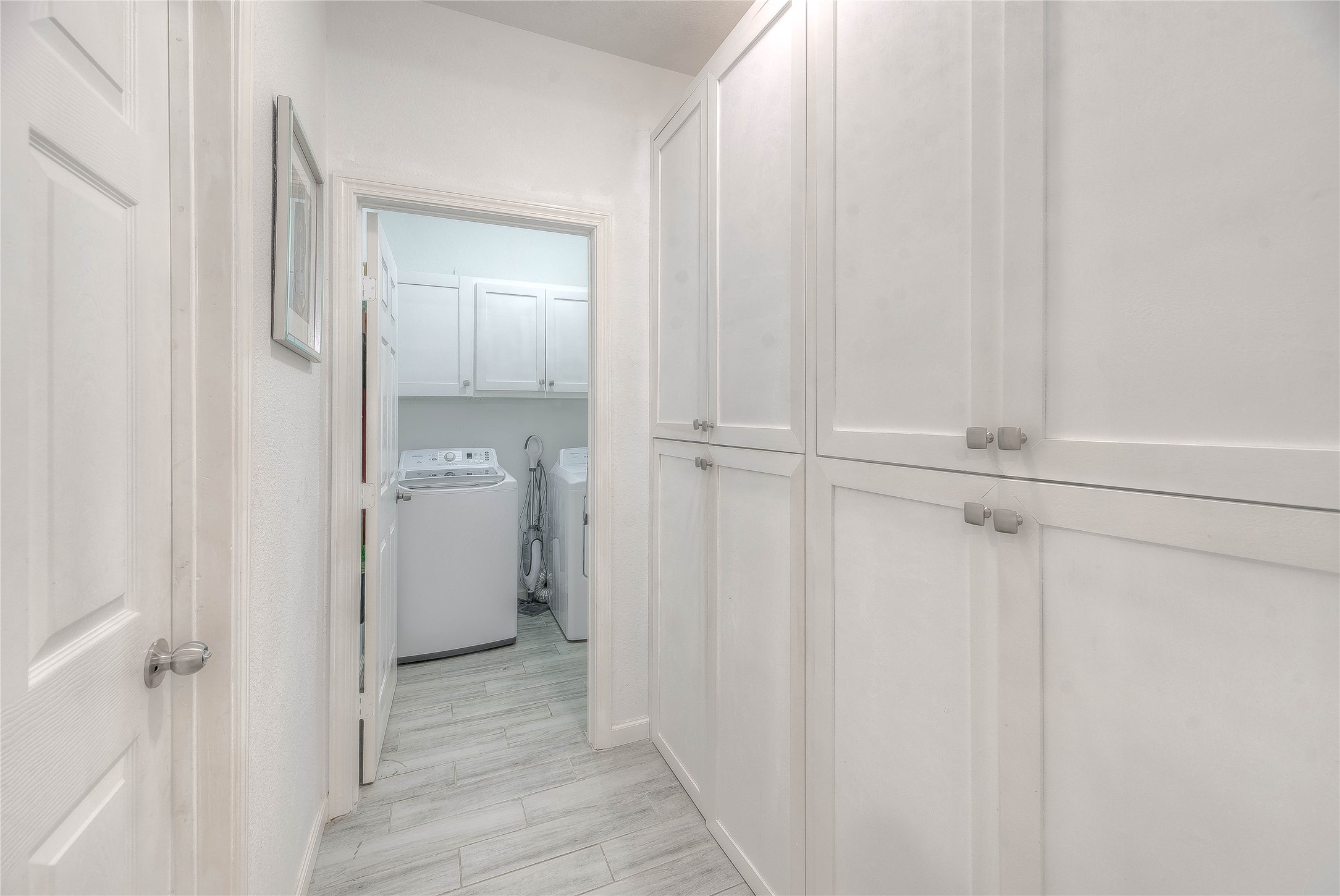 627 Pinewood Drive Trinity, TX 75862 - Photo 15 of 36 Utility room inside of home