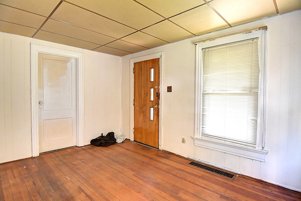 1424 Coventry Road Dayton, OH 45410 - Photo 5 of 21